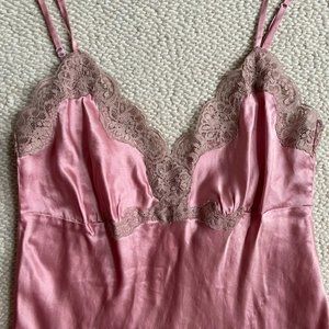 Vintage Y2k 100% silk pink/rose/mauve lace camisole size S asymmetrical hem